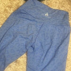 Blue cheetah Ryderwear workout leggings